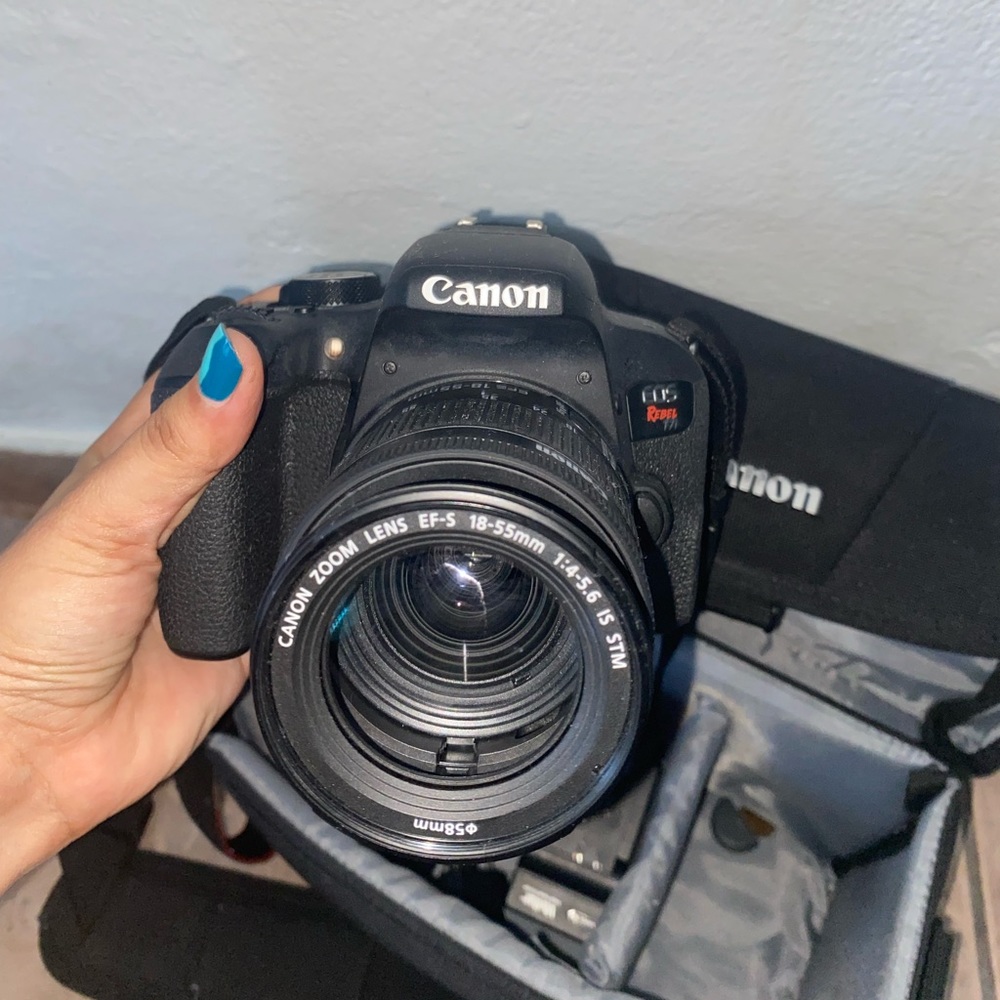 Canon eos rebel t7i - Picture 3 of 7